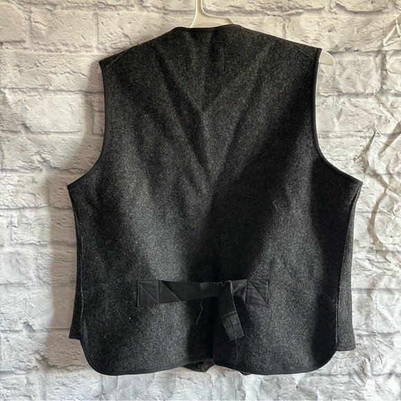 VINTAGE RARE 1960s WOOLRICH GREY FRONT POCKET VEST SIZE 44 WOOL STYLE 12 SHEEP - Picture 6 of 7